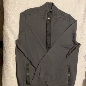 Large Kenneth Cole Sweater